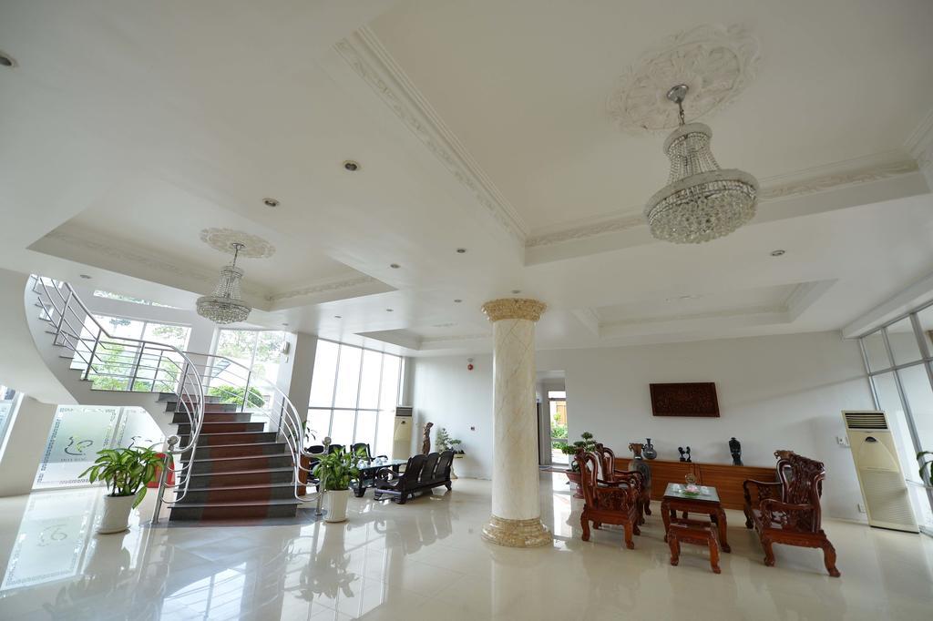 Hoa Binh 2 Hotel Long Xuyên المظهر الخارجي الصورة