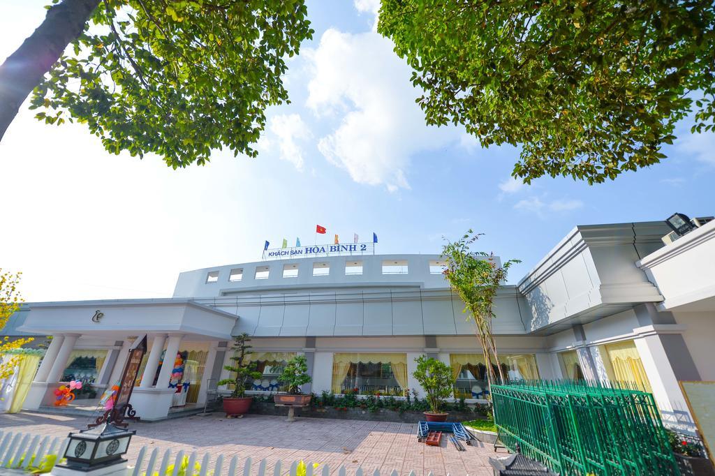 Hoa Binh 2 Hotel Long Xuyên المظهر الخارجي الصورة