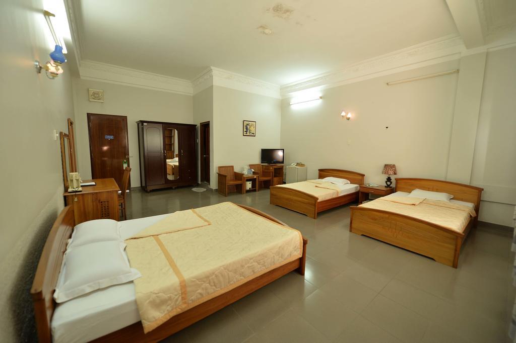 Hoa Binh 2 Hotel Long Xuyên المظهر الخارجي الصورة
